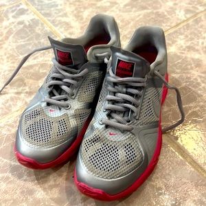 GUC Nike Training Lunar Victory Fitsole 7.5 Silver and Pink